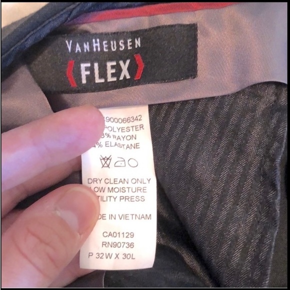 Mens Van Heusen flex suit pants - Picture 2 of 2